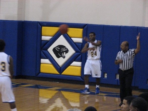 Tevin Battle - Bay City High School Basketball (Bay City, Texas)